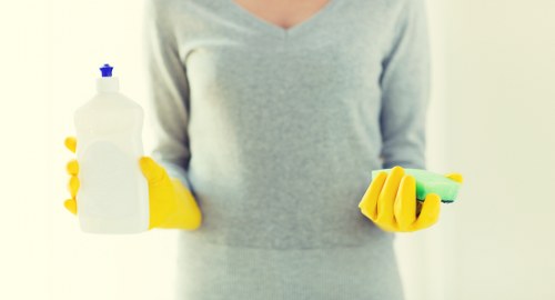Professional steam carpet cleaning in a Charing Cross home